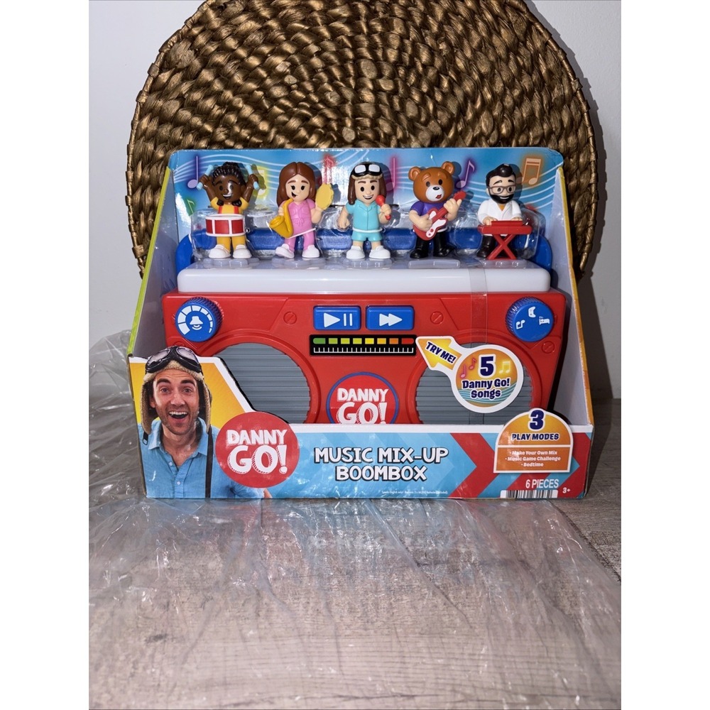 Danny GO! Music Mix-Up Boombox Playset 3 Play Modes & 5 Danny GO! Songs-‎ NIB